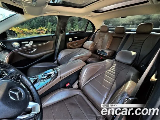 Mercedes-Benz E-Класс 2016 thumb 8