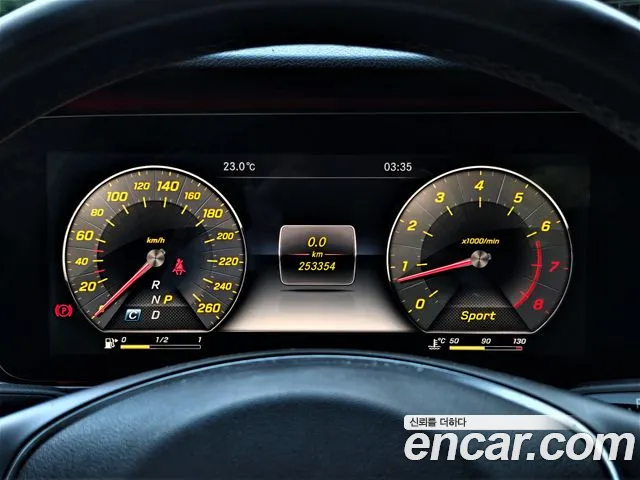 Mercedes-Benz E-Класс 2016 thumb 10