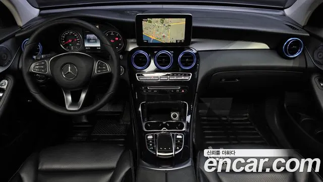 Mercedes-Benz GLC 2017 thumb 6