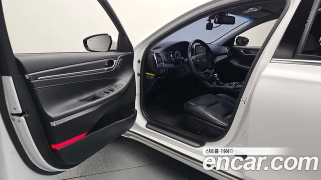 Hyundai Grandeur 2017 thumb 10