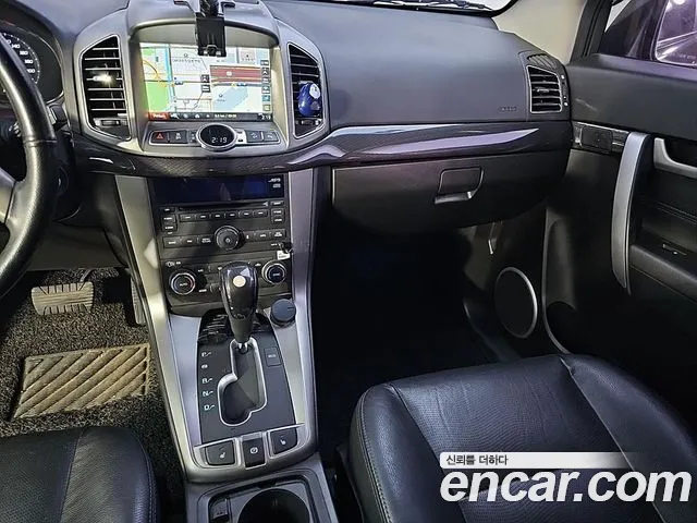ChevroletGMDaewoo Captiva 2015 thumb 10
