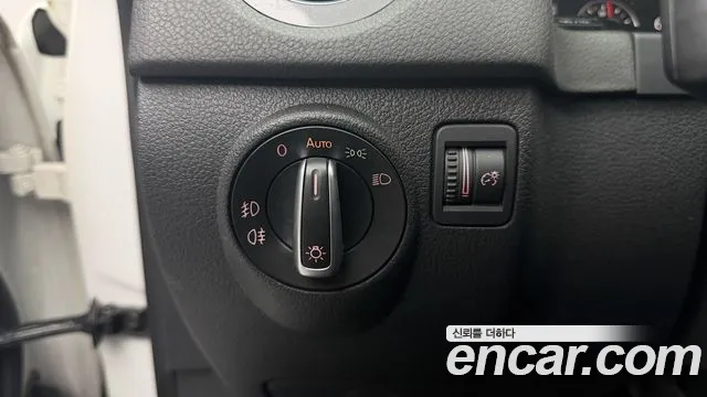 Volkswagen Tiguan 2015 thumb 9