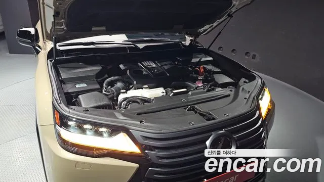Lexus LX 2025 thumb 6
