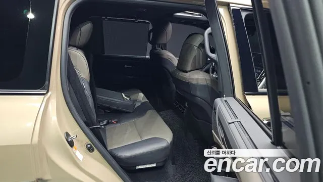 Lexus LX 2025 thumb 11