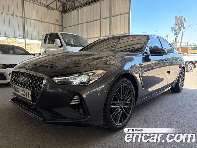 Genesis G70 2018 thumb 2