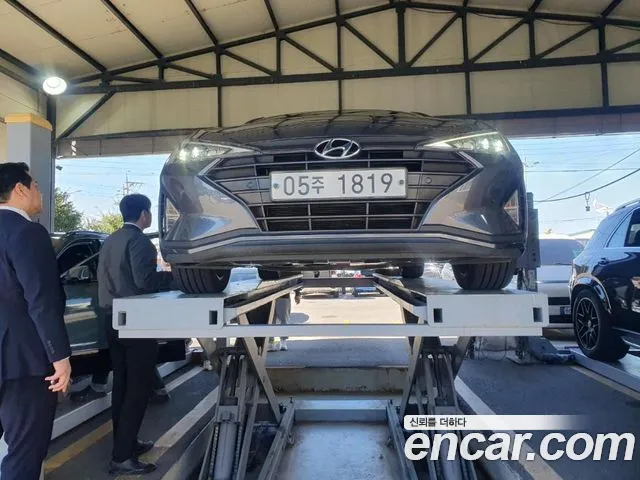 Hyundai Avante 2018 thumb 7