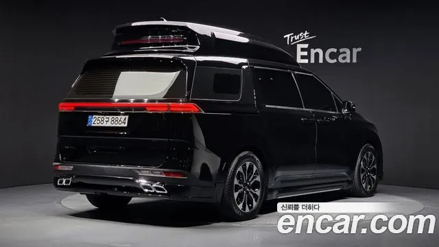 Kia Carnival 2022 thumb 2