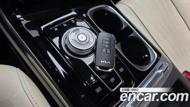 Kia Carnival 2022 thumb 9