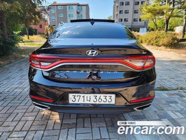 Hyundai Grandeur 2017 thumb 5