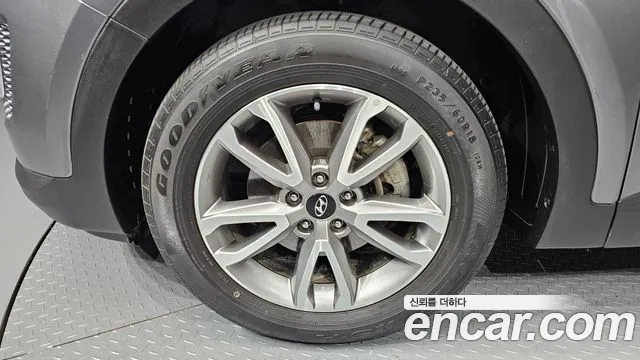 Hyundai Santa Fe 2014 thumb 5
