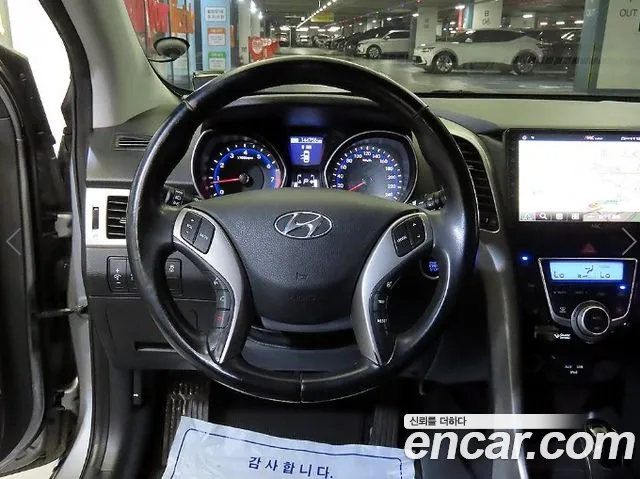 Hyundai i30 2014 thumb 8