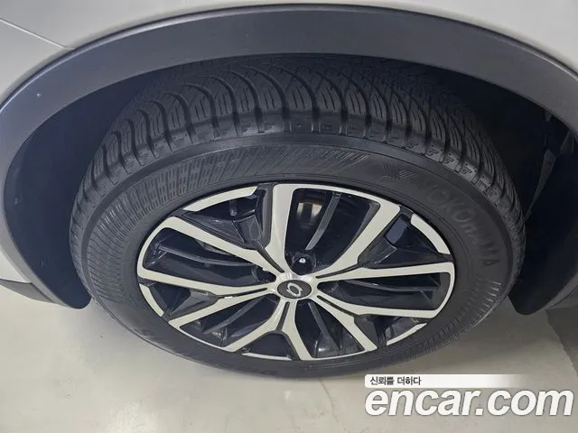 Renault-KoreaSamsung Koleos 2019 thumb 7