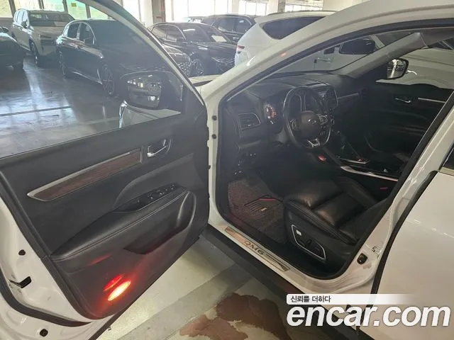 Renault-KoreaSamsung Koleos 2019 thumb 8