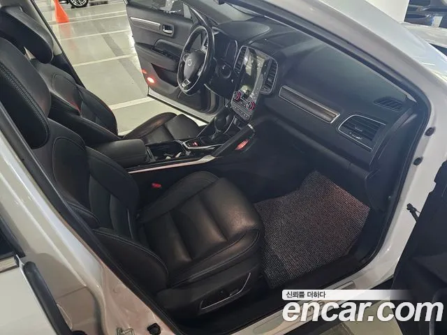 Renault-KoreaSamsung Koleos 2019 thumb 9