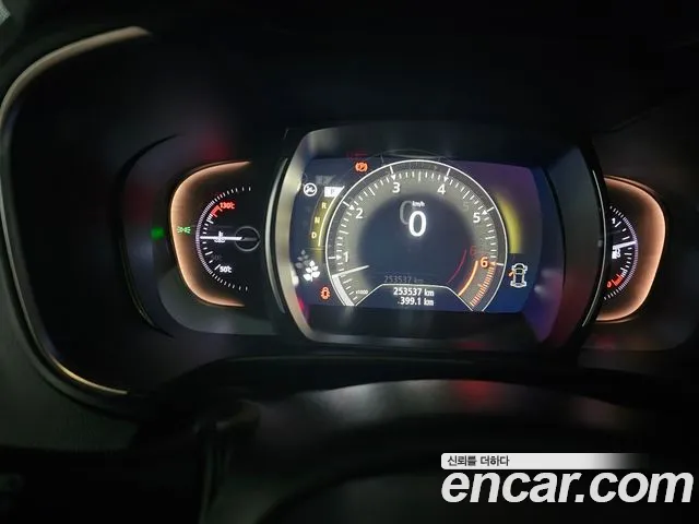 Renault-KoreaSamsung Koleos 2019 thumb 12