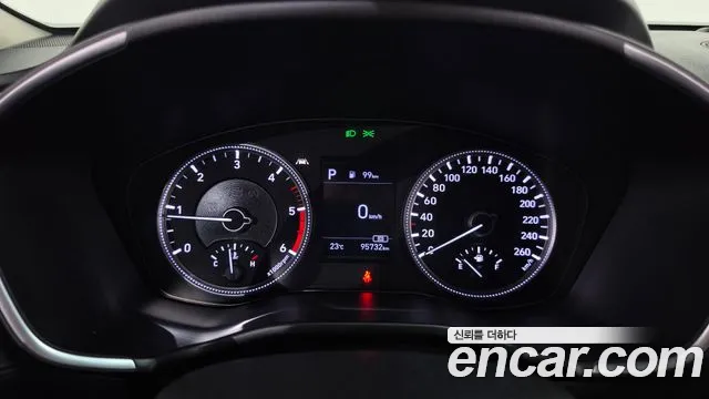 Hyundai Santa Fe 2019 thumb 8