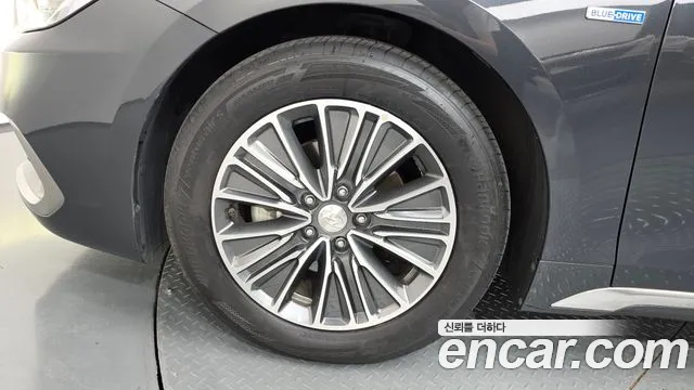 Hyundai Grandeur 2017 thumb 5