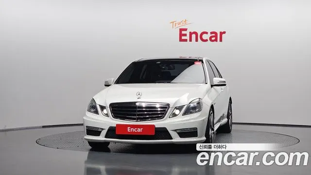Mercedes-Benz E-Класс 2011 thumb 3