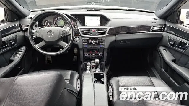 Mercedes-Benz E-Класс 2011 thumb 7