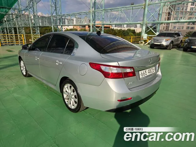 Renault-KoreaSamsung SM5 2010 thumb 4