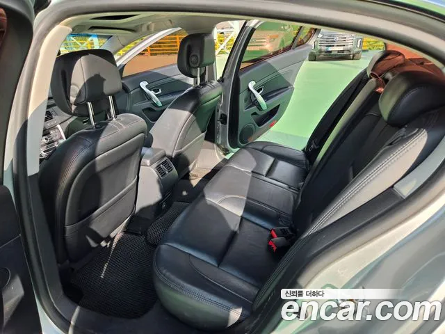 Renault-KoreaSamsung SM5 2010 thumb 10