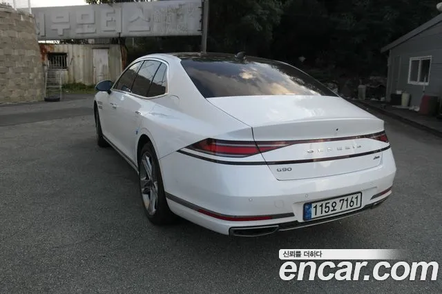 Genesis G90 2022 thumb 2