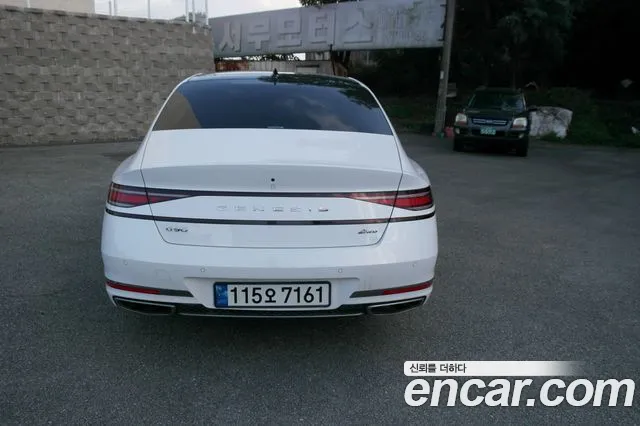 Genesis G90 2022 thumb 5