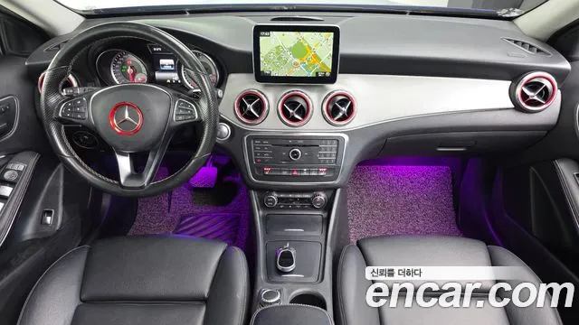 Mercedes-Benz GLA 2016 thumb 7