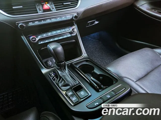 Hyundai Grandeur 2017 thumb 9