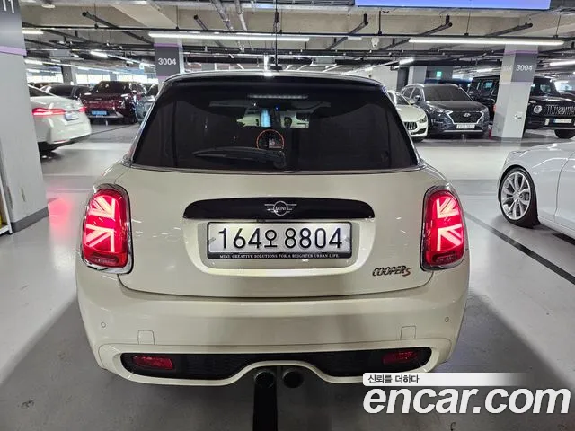 MINI Hatch 2019 thumb 2
