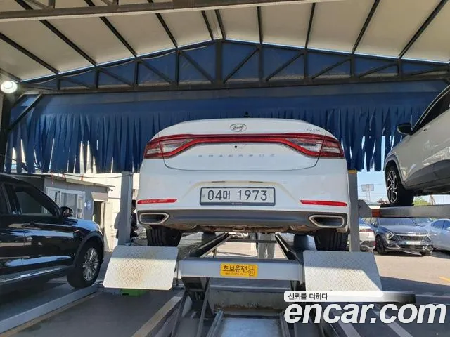 Hyundai Grandeur 2018 thumb 2