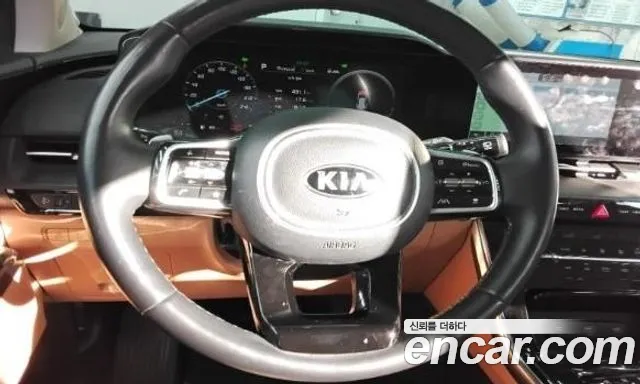 Kia Carnival 2021 thumb 4