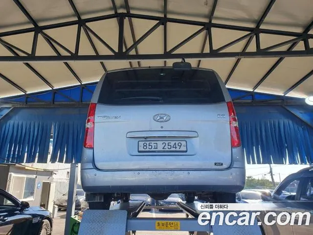 Hyundai Starex 2013 thumb 2