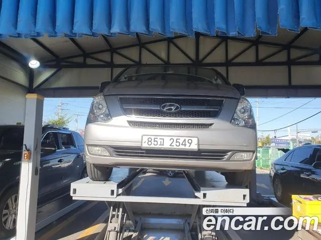 Hyundai Starex 2013 thumb 4