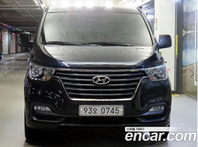 Hyundai Starex 2019 thumb 2
