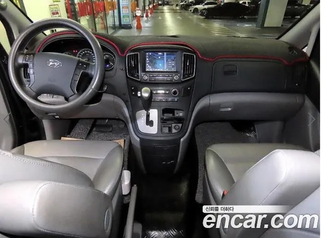 Hyundai Starex 2019 thumb 10