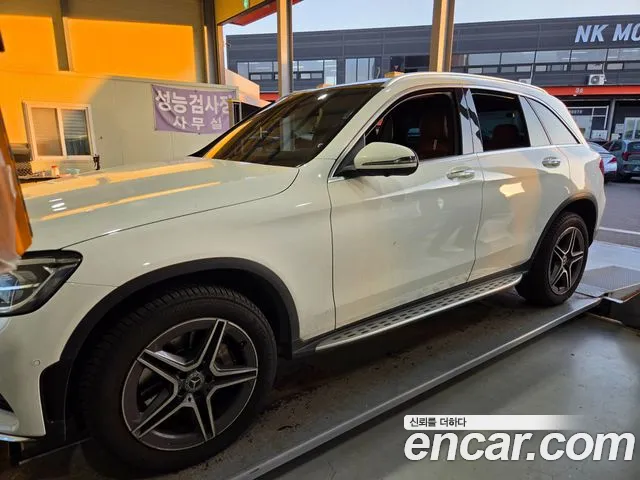Mercedes-Benz GLC 2022 thumb 2