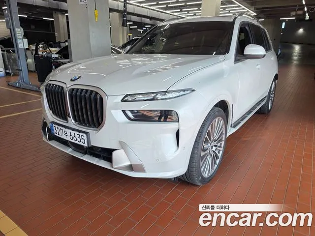 BMW X7 2026 thumb 3