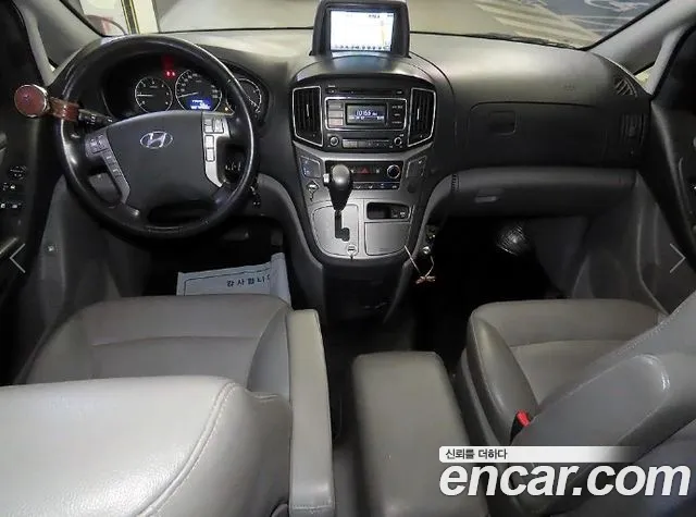 Hyundai Starex 2019 thumb 10