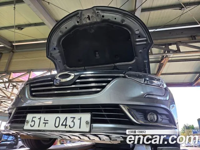 Renault-KoreaSamsung Megane 2016 thumb 6