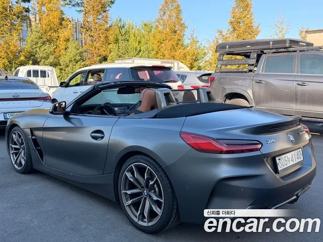 BMW Z4 2020 thumb 3