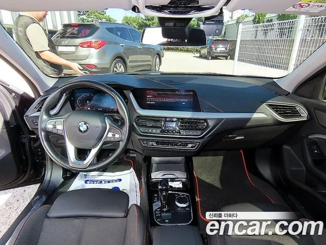 BMW 1-Series 2020 thumb 6