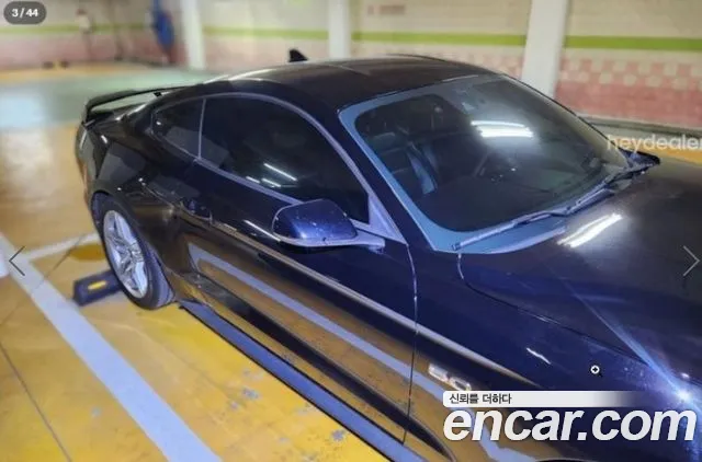 Ford Mustang Mach-E 2020 thumb 3