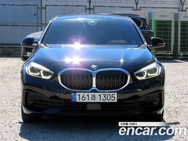 BMW 1-Series 2022 thumb 12
