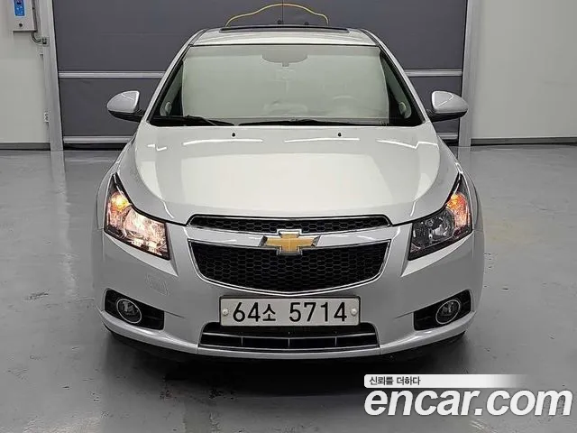ChevroletGMDaewoo Cruze 2011 thumb 2