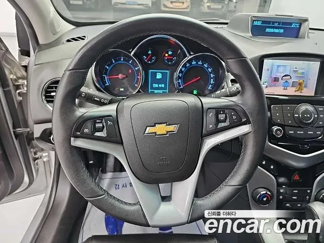 ChevroletGMDaewoo Cruze 2011 thumb 9