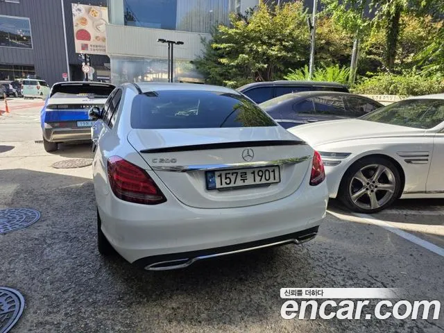 Mercedes-Benz C-Класс 2017 thumb 3
