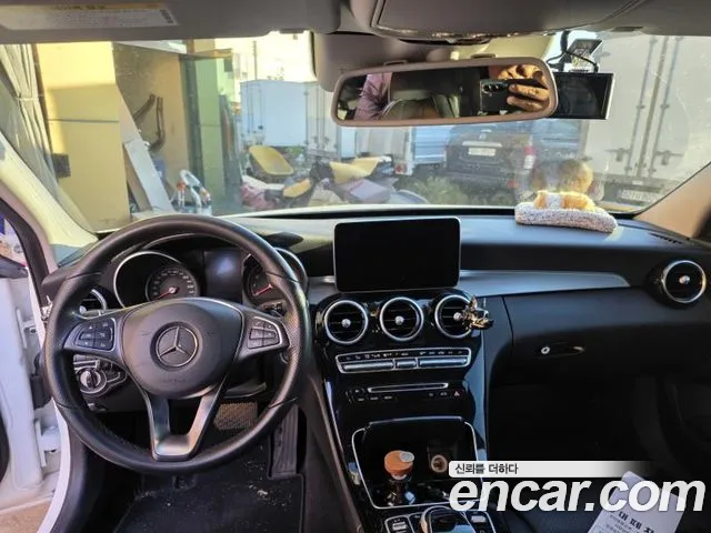 Mercedes-Benz C-Класс 2017 thumb 4