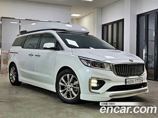 Kia Carnival 2018 thumb 12