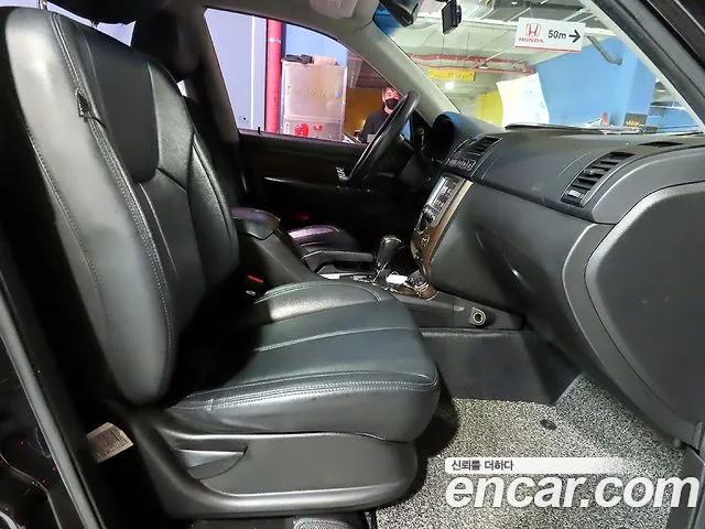KG_Mobility_Ssangyong Rexton 2012 thumb 9